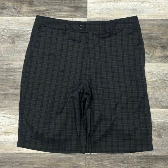 Under Armour Shorts Gray Plaid Mens 32 Contoured Back Waist Stretch Chino Golf‎ - Picture 1 of 11